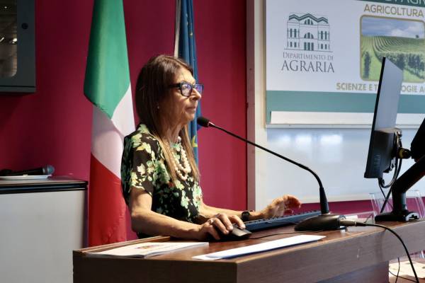 CSA Lead Adele Muscolo moderates the scientific session and introduces ProPollSoil